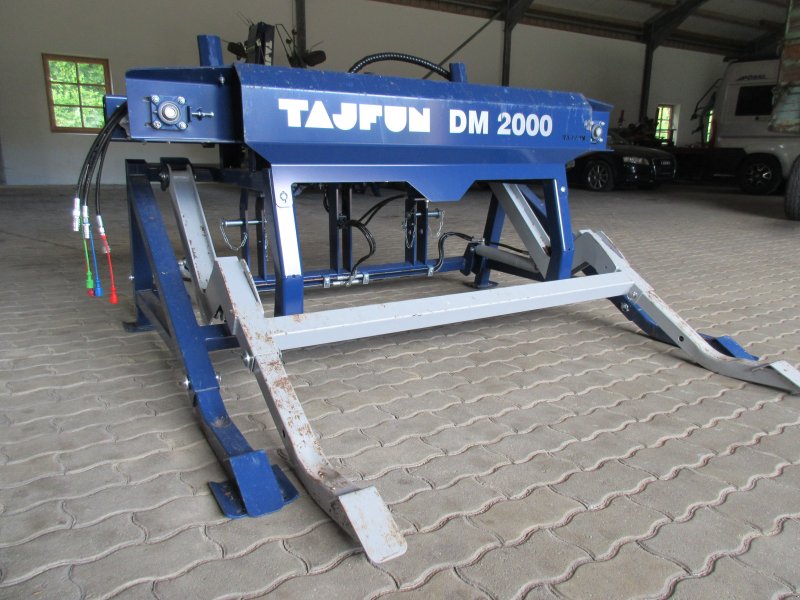Sägeautomat & Spaltautomat du type Tajfun DM 2000, Gebrauchtmaschine en Pliening (Photo 1)