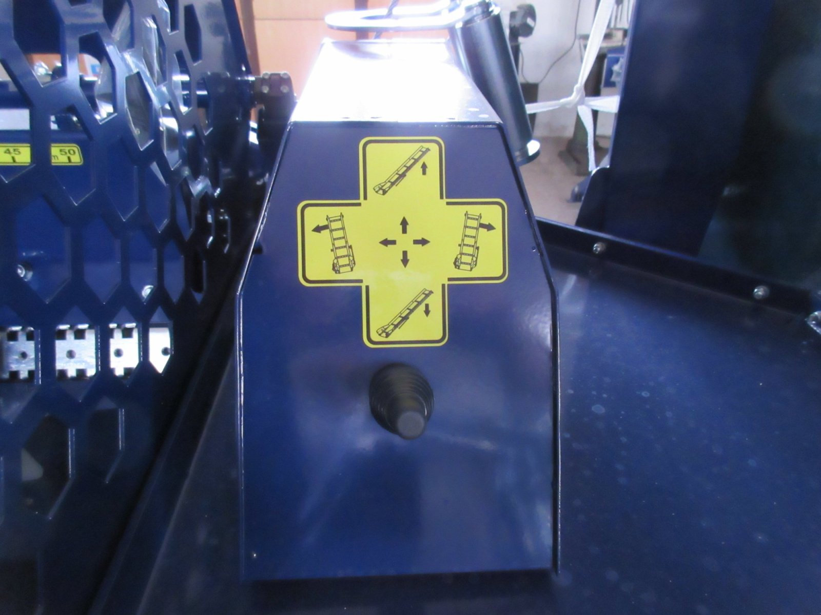 Sägeautomat & Spaltautomat vrste Tajfun RCA 480, Neumaschine v Pliening (Slika 9)