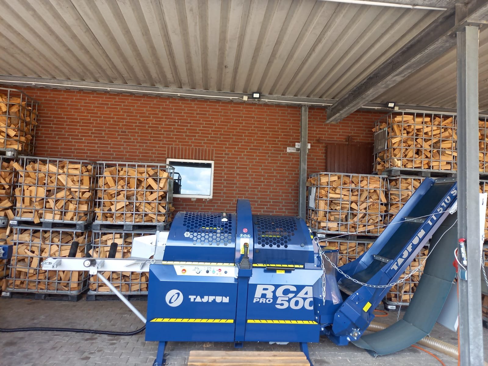 Sägeautomat & Spaltautomat του τύπου Tajfun RCA 500 Pro, Gebrauchtmaschine σε Coesfeld (Φωτογραφία 1)