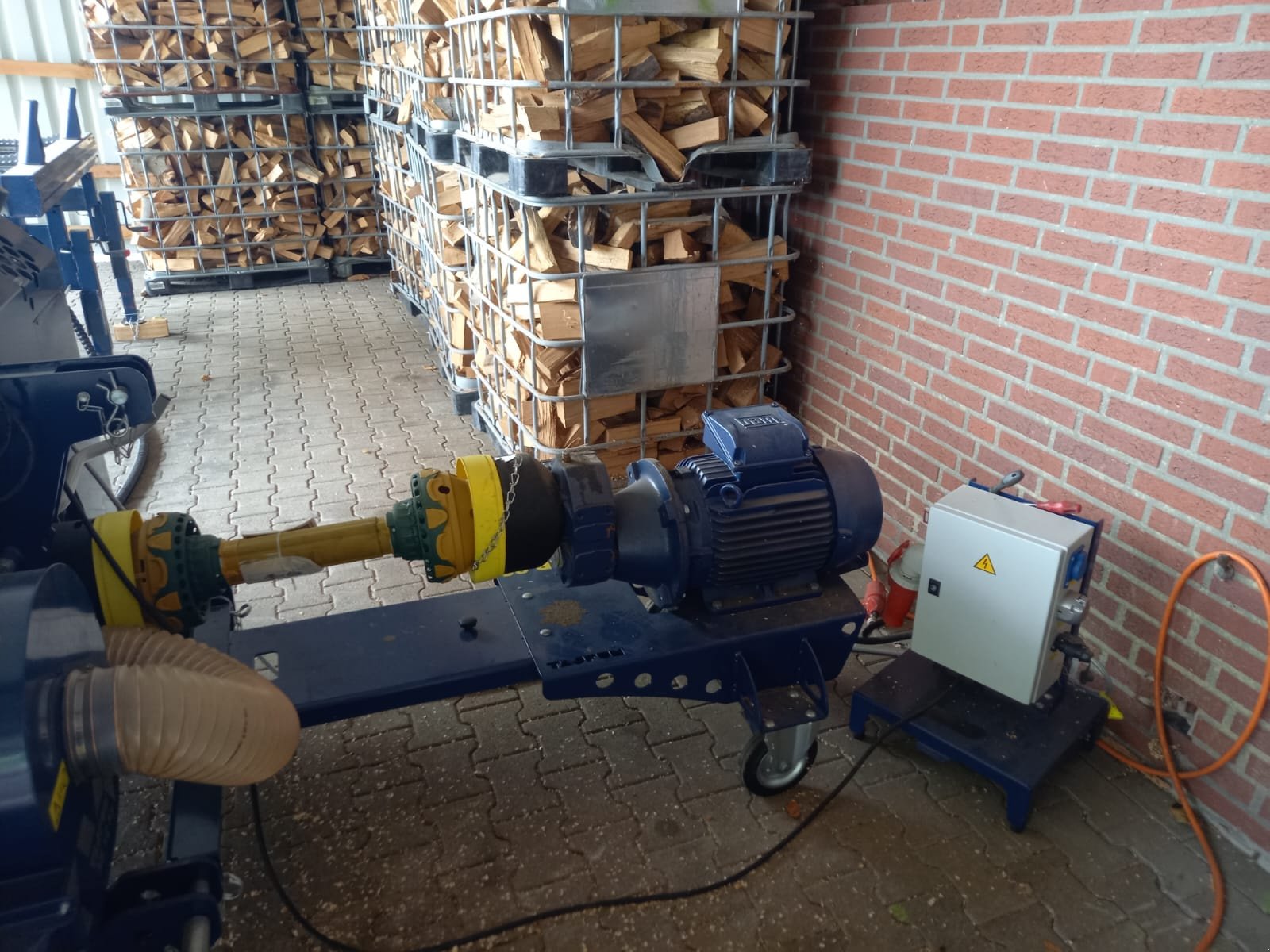 Sägeautomat & Spaltautomat του τύπου Tajfun RCA 500 Pro, Gebrauchtmaschine σε Coesfeld (Φωτογραφία 4)