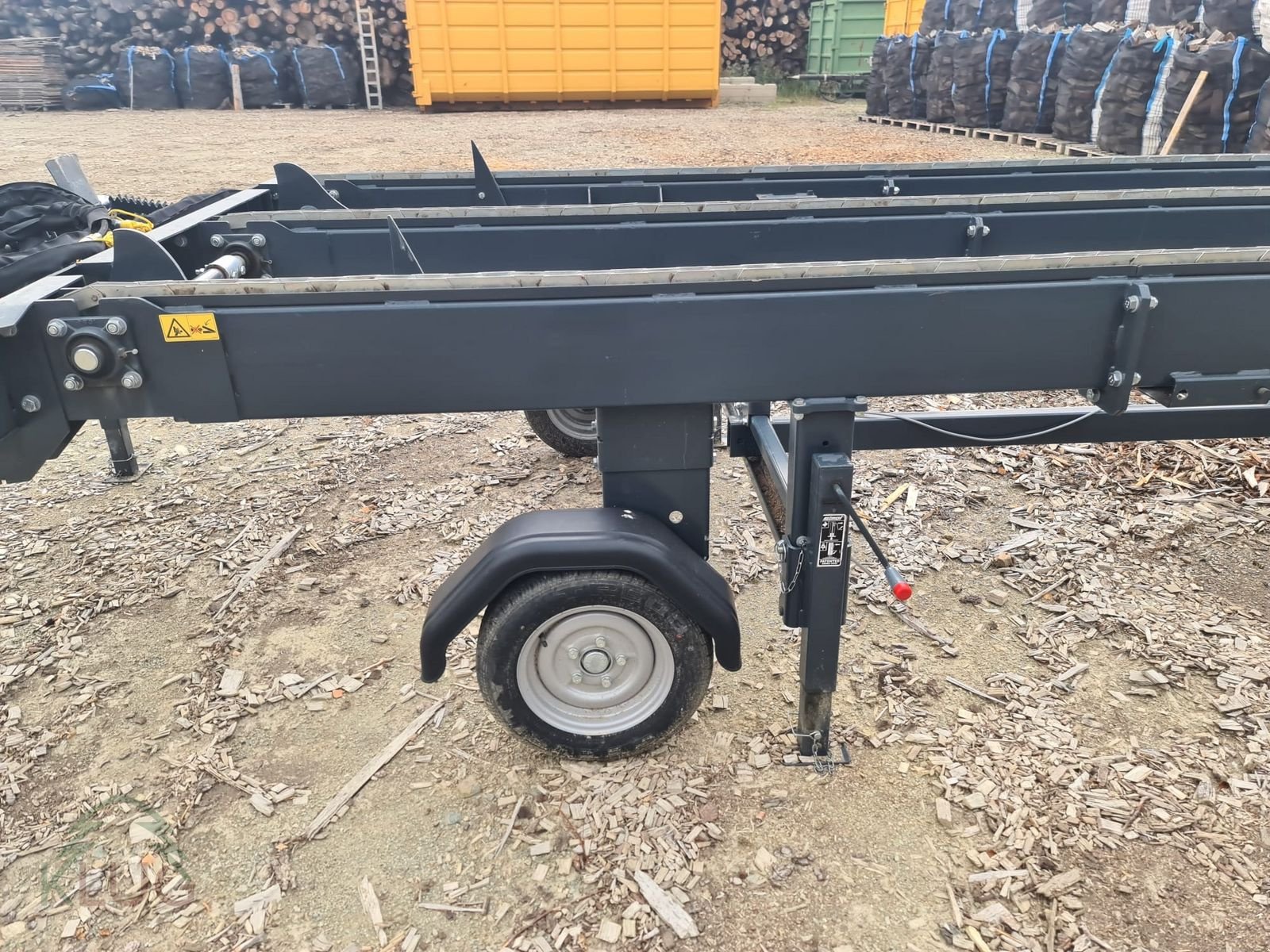 Sägeautomat & Spaltautomat Türe ait Uniforest DM 4000/3 TR H Querförderer, Gebrauchtmaschine içinde Pirching am Traubenberg (resim 8)