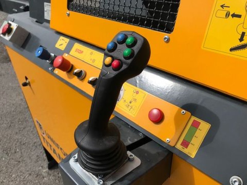 Sägeautomat & Spaltautomat des Typs Uniforest Sägespaltautomat Titan 43/20J CD+E 20to, Neumaschine in Tamsweg (Bild 13)