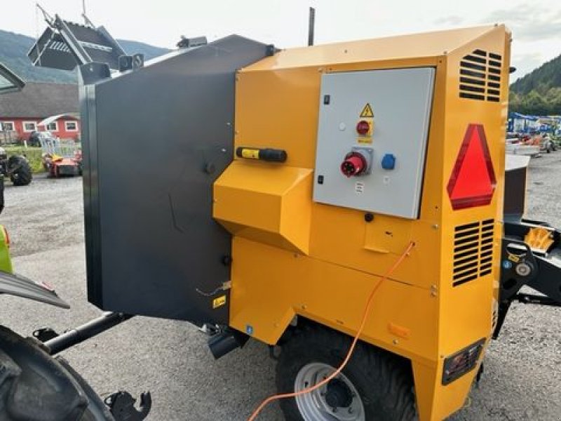 Sägeautomat & Spaltautomat типа Uniforest Sägespaltautomat Titan 53/40 CD+E TR 40to Kombi, Neumaschine в Tamsweg (Фотография 27)