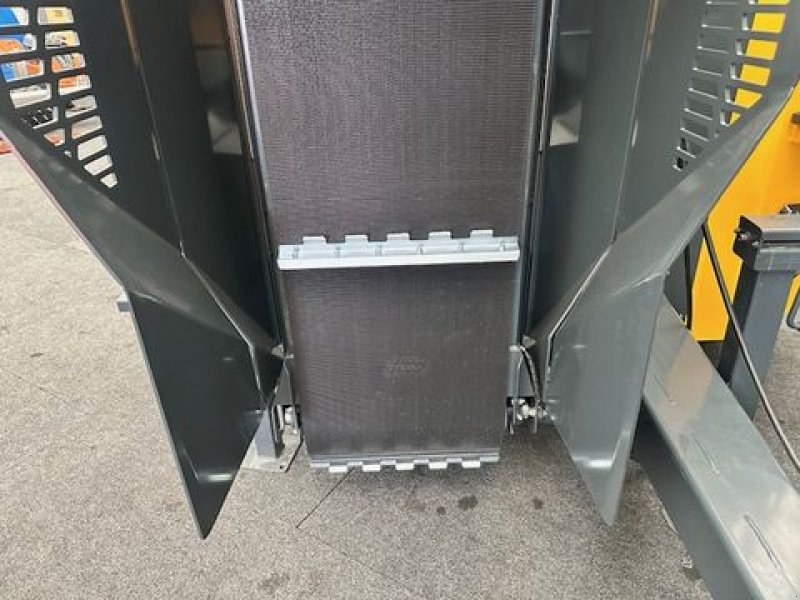 Sägeautomat & Spaltautomat du type Uniforest Sägespaltautomat Titan 53/40 CD TR 40to, Neumaschine en Tamsweg (Photo 5)