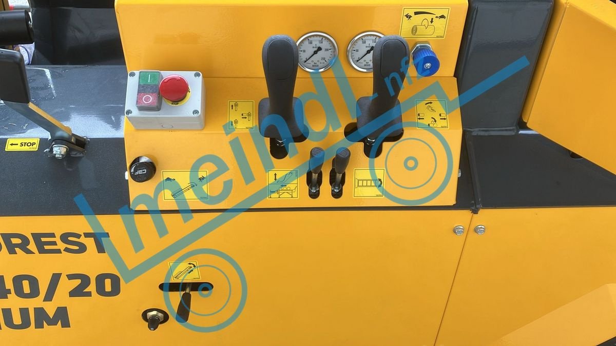 Sägeautomat & Spaltautomat des Typs Uniforest Titan 40/20, Neumaschine in Eferding (Bild 5)