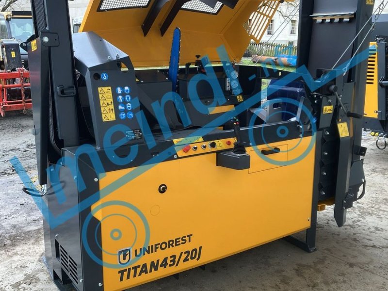 Sägeautomat & Spaltautomat du type Uniforest Titan 43/20J, Neumaschine en Eferding (Photo 1)