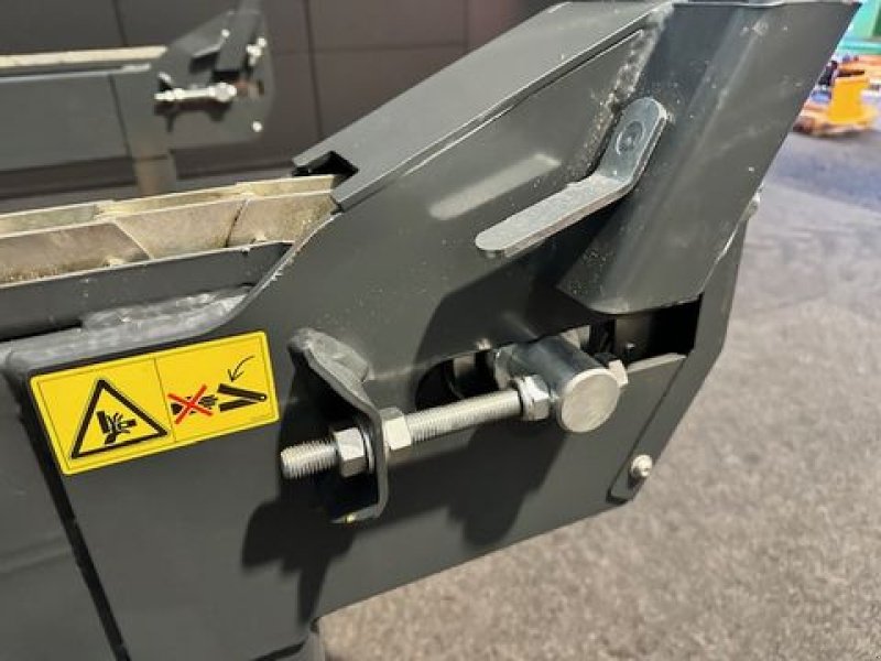 Sägeautomat & Spaltautomat от тип Uniforest Zuführtisch DM 4000/2 zu Sägespaltautomaten, Neumaschine в Tamsweg (Снимка 10)