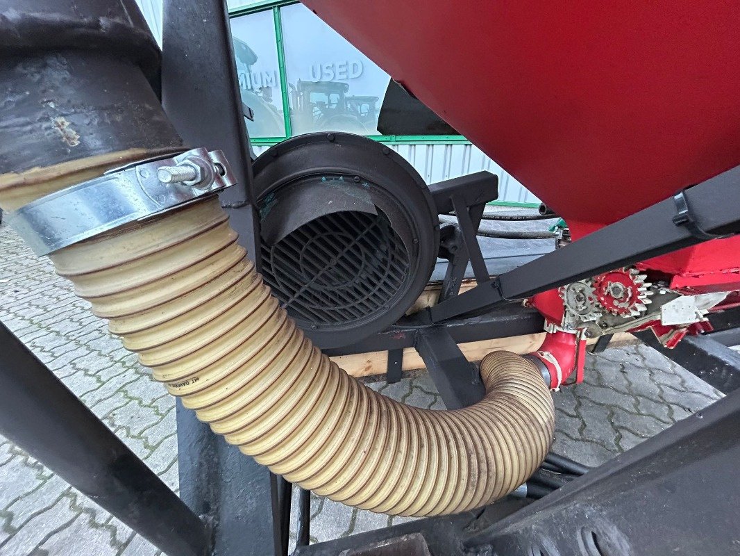 Sämaschine Türe ait Accord Pneumatischer Fronttank, Gebrauchtmaschine içinde Sittensen (resim 8)