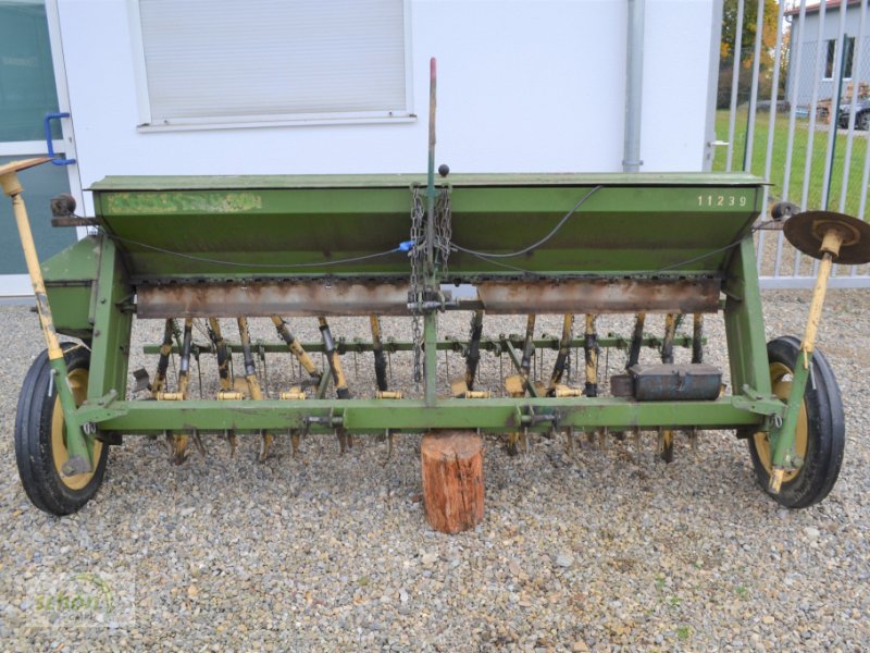 Sämaschine des Typs Amazone 2,5 Meter Sämaschine mit Beleuchtungsanlage, Gebrauchtmaschine in Burgrieden (Bild 1)