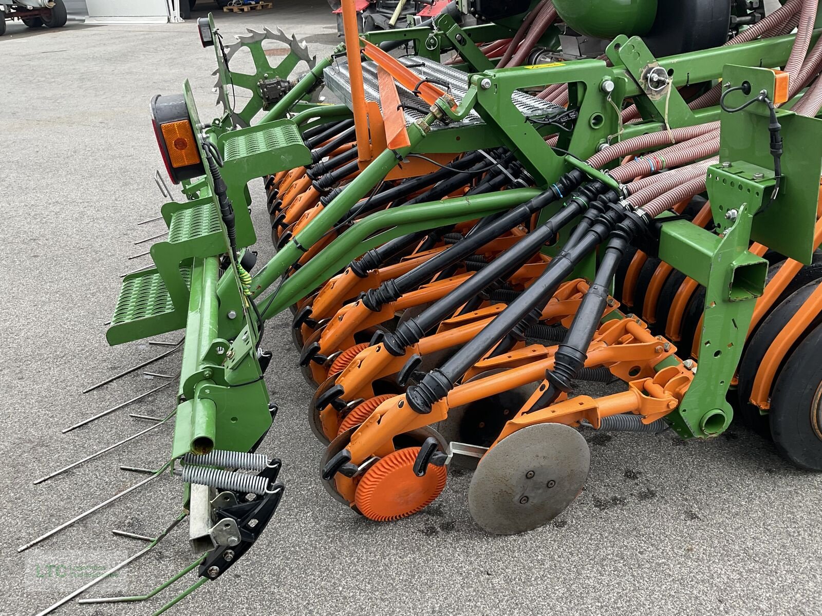 Sämaschine van het type Amazone AD-P 303 Special+ KE 3000, Gebrauchtmaschine in Redlham (Foto 16)