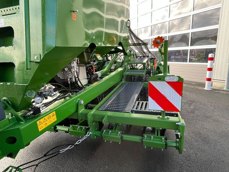 Sämaschine des Typs Amazone CIRRUS 3003 COMPACT, Neumaschine in Hollfeld (Bild 11)