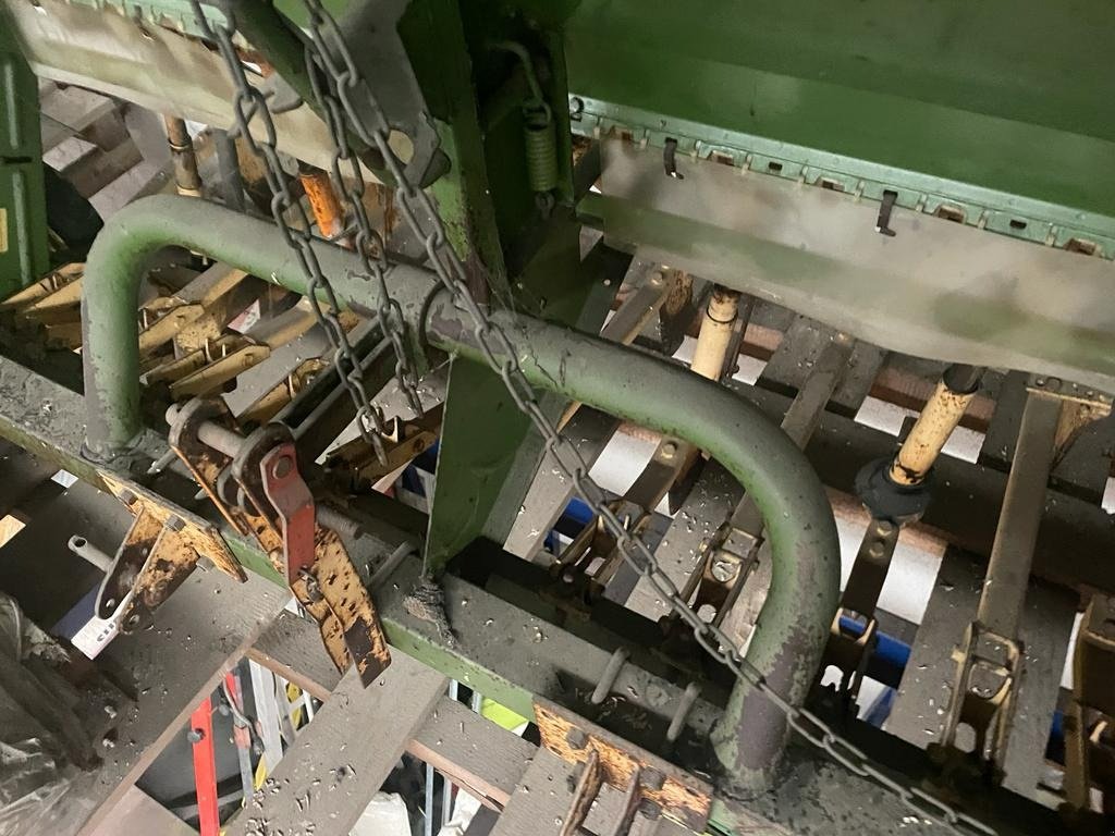 Sämaschine des Typs Amazone D4, 2 m Arbeitsbreite, Feinsämereirad, Gebrauchtmaschine in Schutterzell (Bild 3)