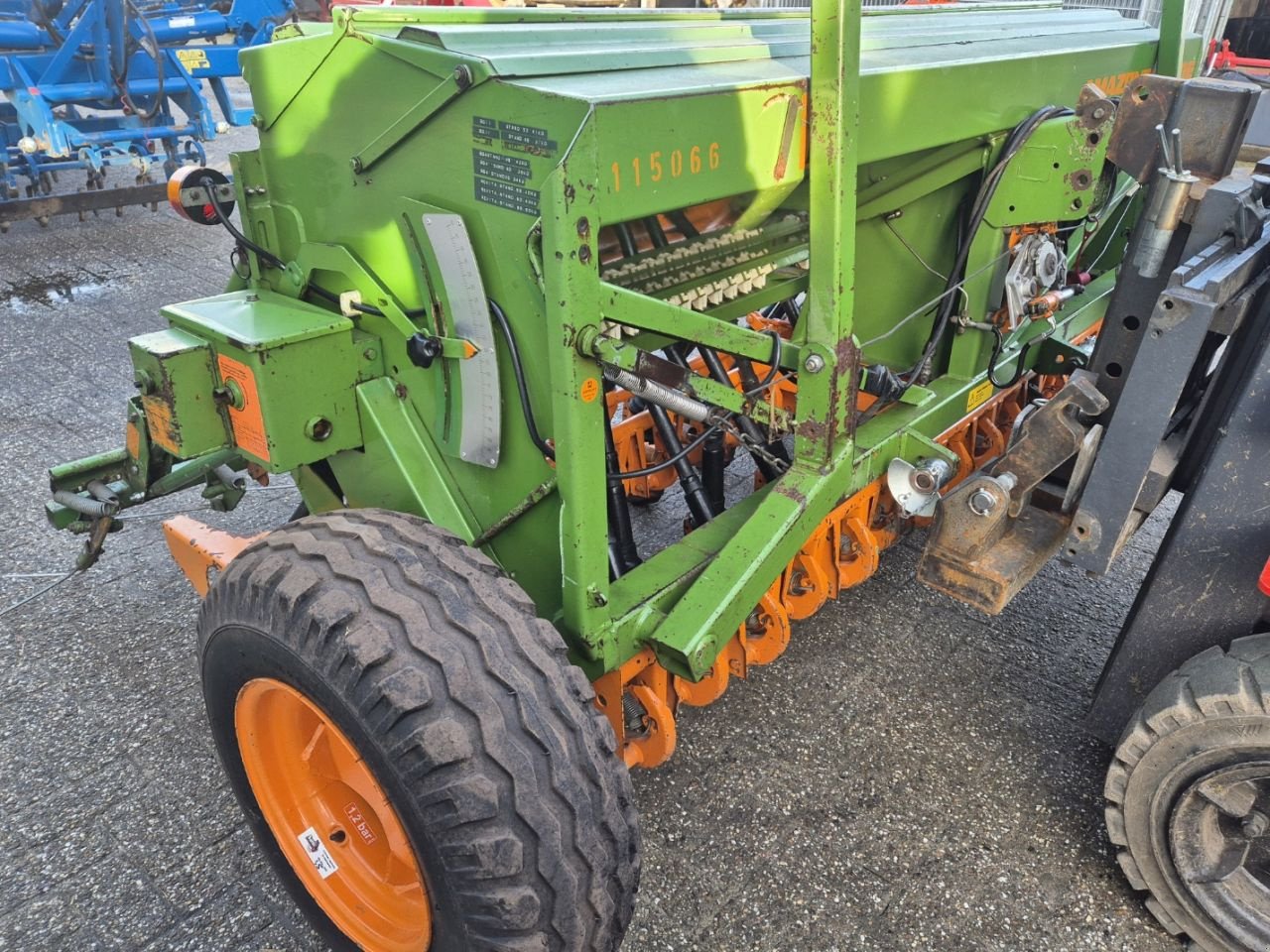 Sämaschine типа Amazone D8-30E, Gebrauchtmaschine в Halle (Фотография 2)