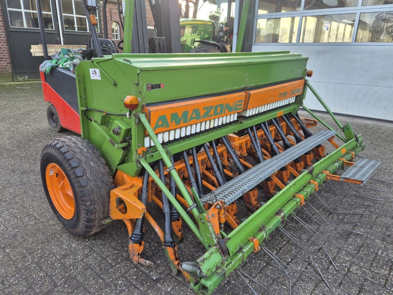 Sämaschine типа Amazone D8-30E, Gebrauchtmaschine в Halle (Фотография 5)
