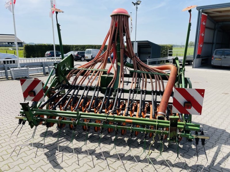 Sämaschine des Typs Amazone Kouterbalk met rol, Neumaschine in Coevorden