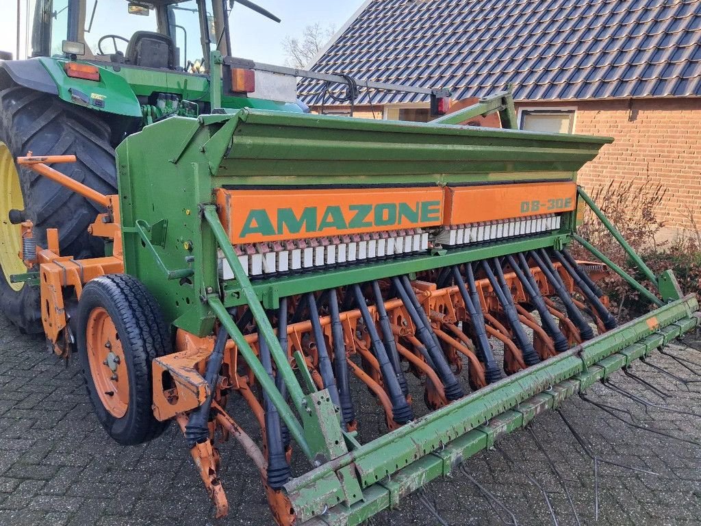 Sämaschine типа Amazone Schudeg D8 30E zaaimachine 3m met schudeg, Gebrauchtmaschine в Lunteren (Фотография 8)