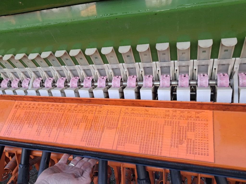 Sämaschine типа Amazone Schudeg D8 30E zaaimachine 3m met schudeg, Gebrauchtmaschine в Lunteren (Фотография 7)