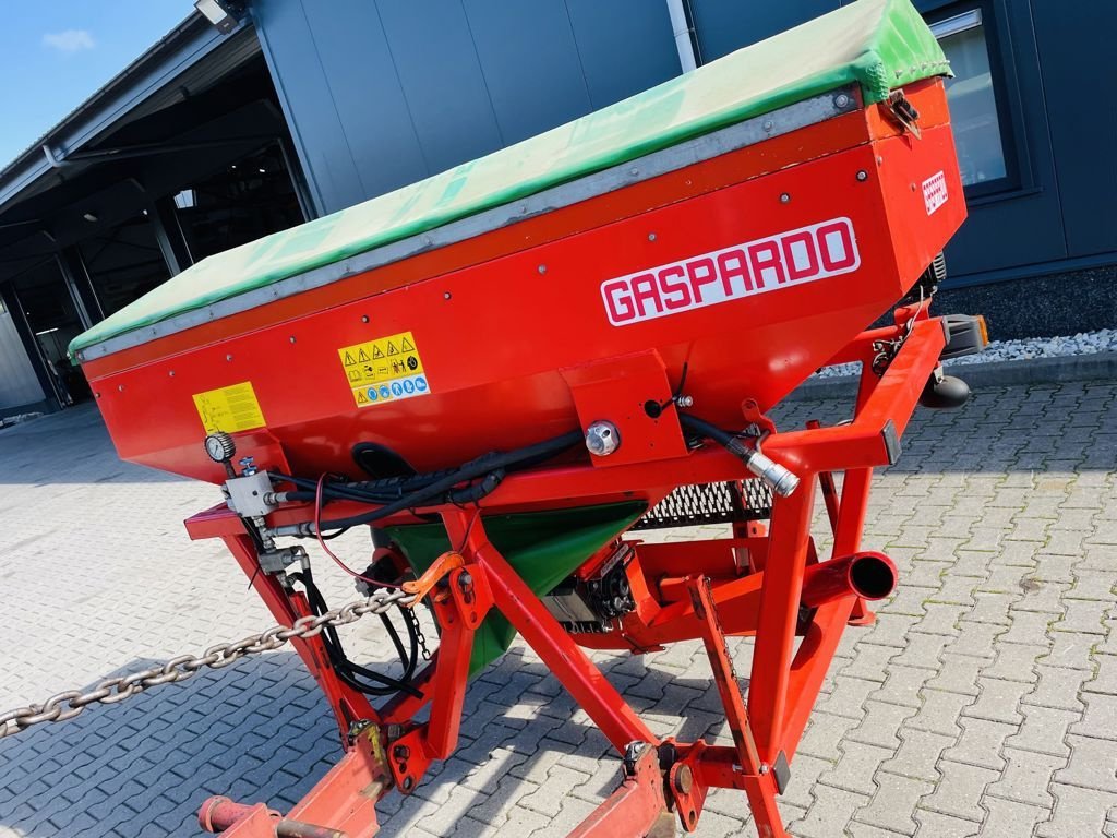 Sämaschine of the type Gaspardo Fronttank mechanisch PA, Neumaschine in Coevorden (Picture 2)