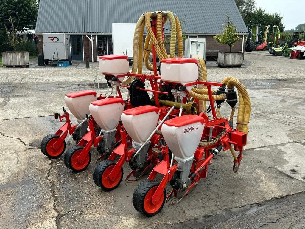 Sämaschine typu Gaspardo SP540 Maiszaaimachine 4 rijer Zaaimachine, Gebrauchtmaschine v Ruinerwold (Obrázek 8)