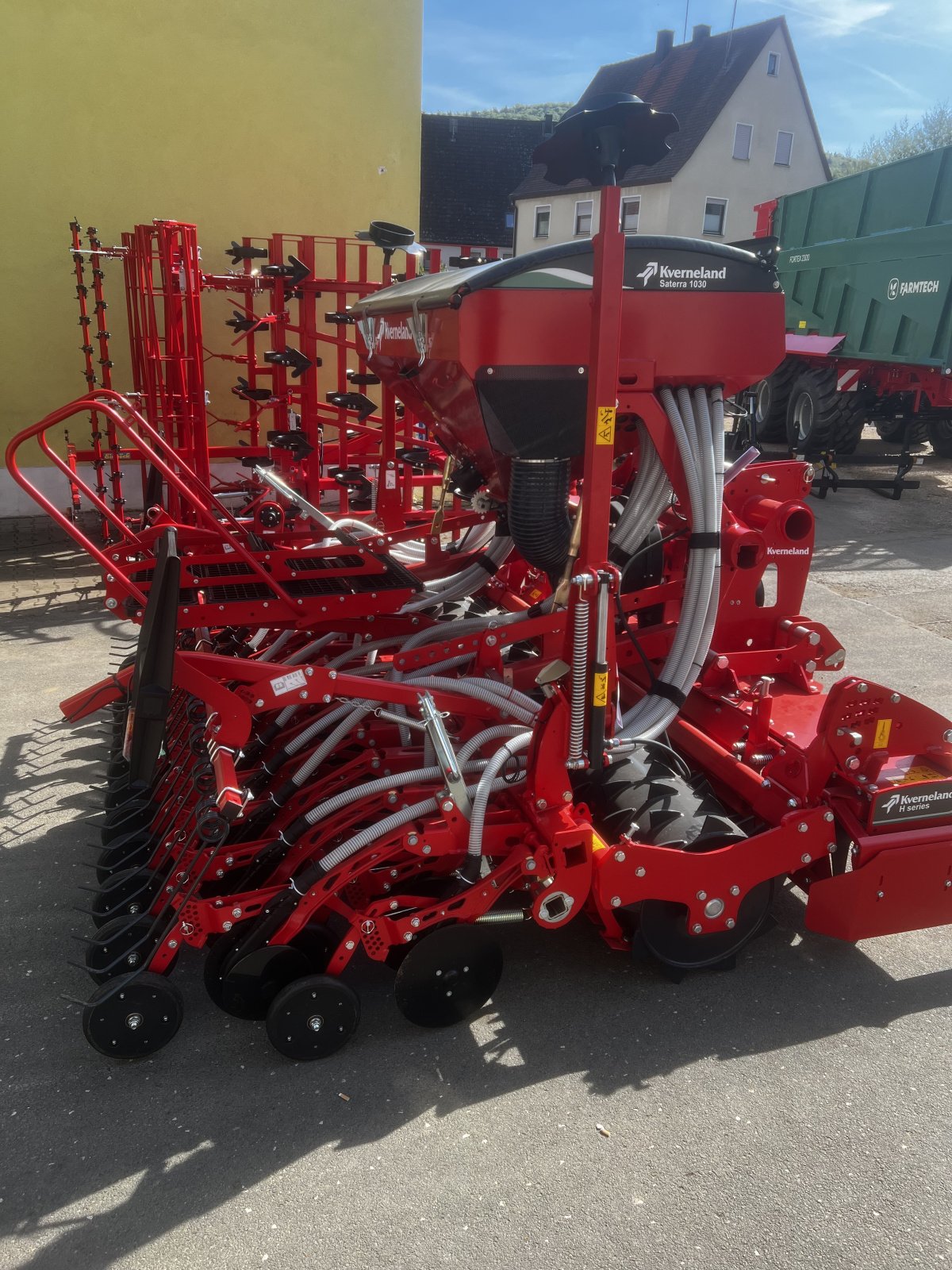 Sämaschine des Typs Kverneland Saterra 2030 Kreiselegge H 3.0, Neumaschine in Offenhausen (Bild 5)