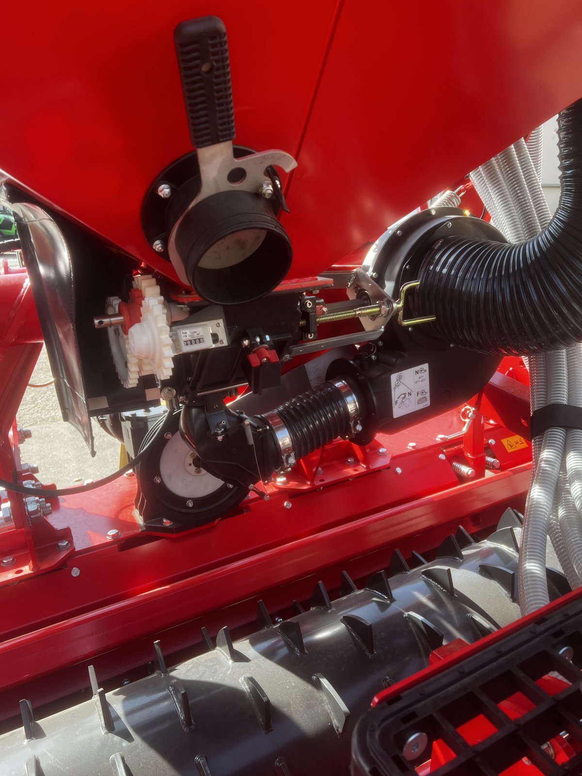 Sämaschine des Typs Kverneland Saterra 2030 Kreiselegge H 3.0, Neumaschine in Offenhausen (Bild 6)