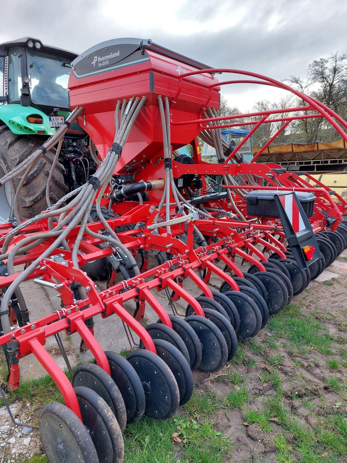 Sämaschine of the type Kverneland TS-DRILL, Gebrauchtmaschine in Memleben (Picture 5)