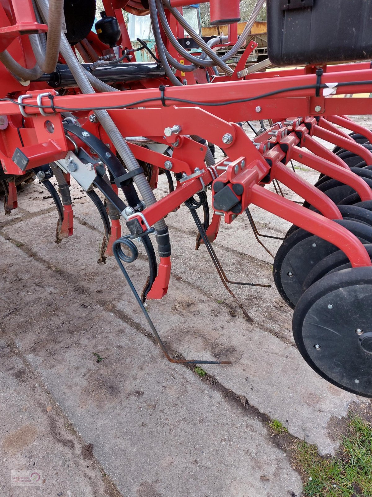 Sämaschine of the type Kverneland TS-DRILL, Gebrauchtmaschine in Memleben (Picture 9)