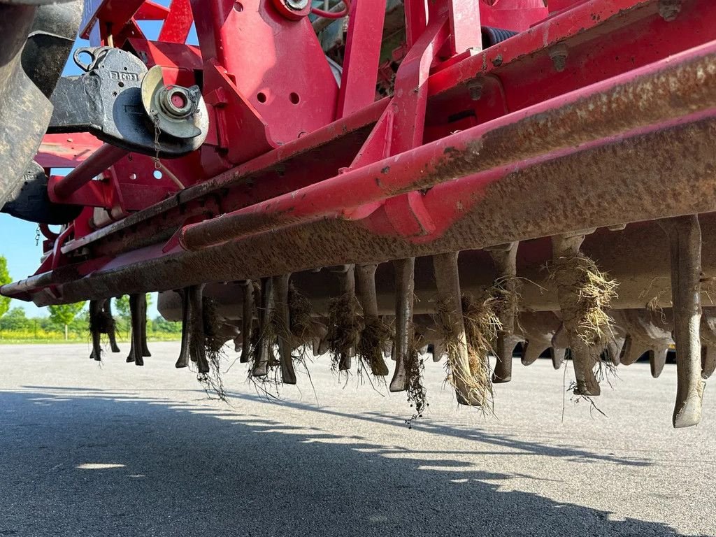 Sämaschine typu Lely Terra Rotorkopeg met Hassia DU 100 zaaimachine, Gebrauchtmaschine v BENNEKOM (Obrázek 10)
