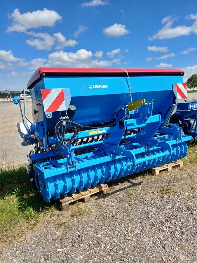 Sämaschine of the type Lemken Saphir 9/300 auf Trapezpackerwalze, Neumaschine in Harmannsdorf (Picture 5)