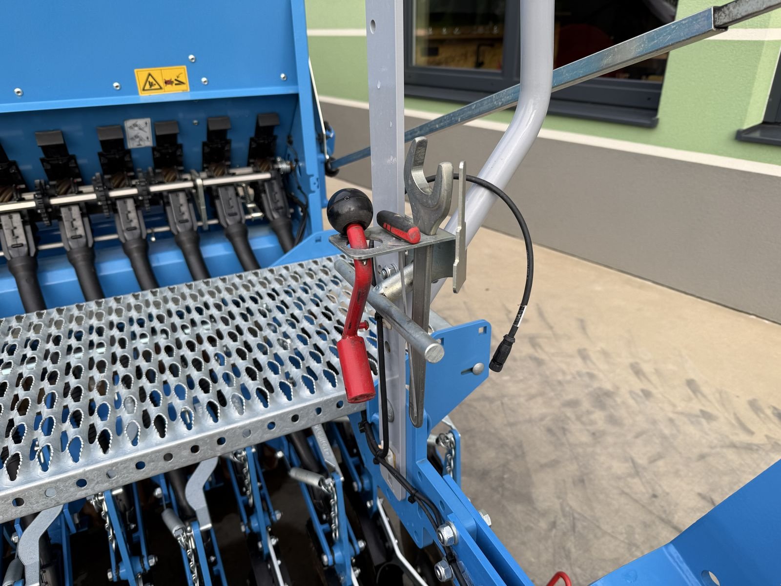 Sämaschine des Typs Lemken Zirkon 8/300 mit Saphir 9/300, Gebrauchtmaschine in Hürm (Bild 8)