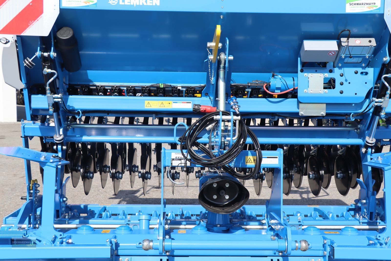 Sämaschine del tipo Lemken Zirkon 8+Saphir 10 I, Neumaschine en Gampern (Imagen 5)