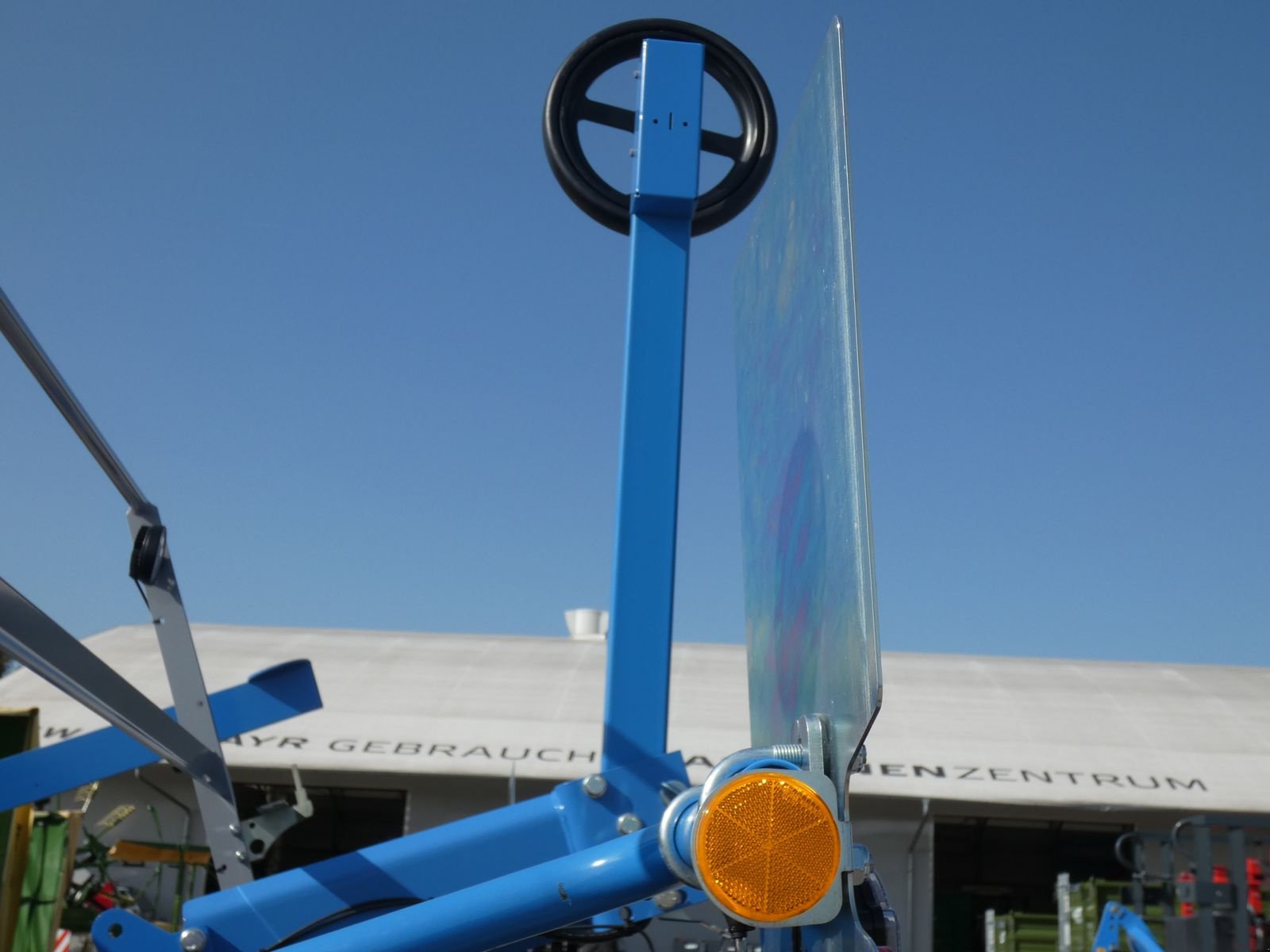 Sämaschine of the type Lemken Zirkon 8+Saphir 10 ISOBUS, Neumaschine in Schlitters (Picture 15)