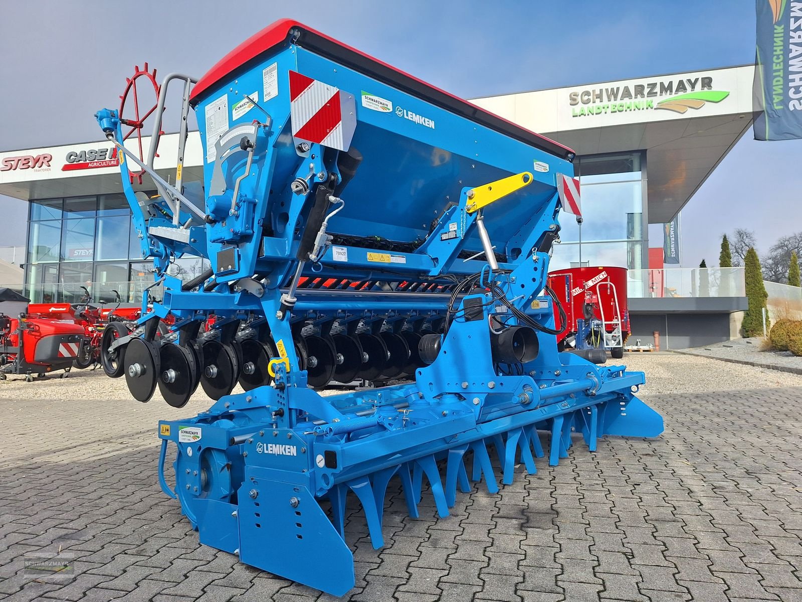 Sämaschine of the type Lemken Zirkon 8+Saphir 9, Neumaschine in Aurolzmünster (Picture 18)