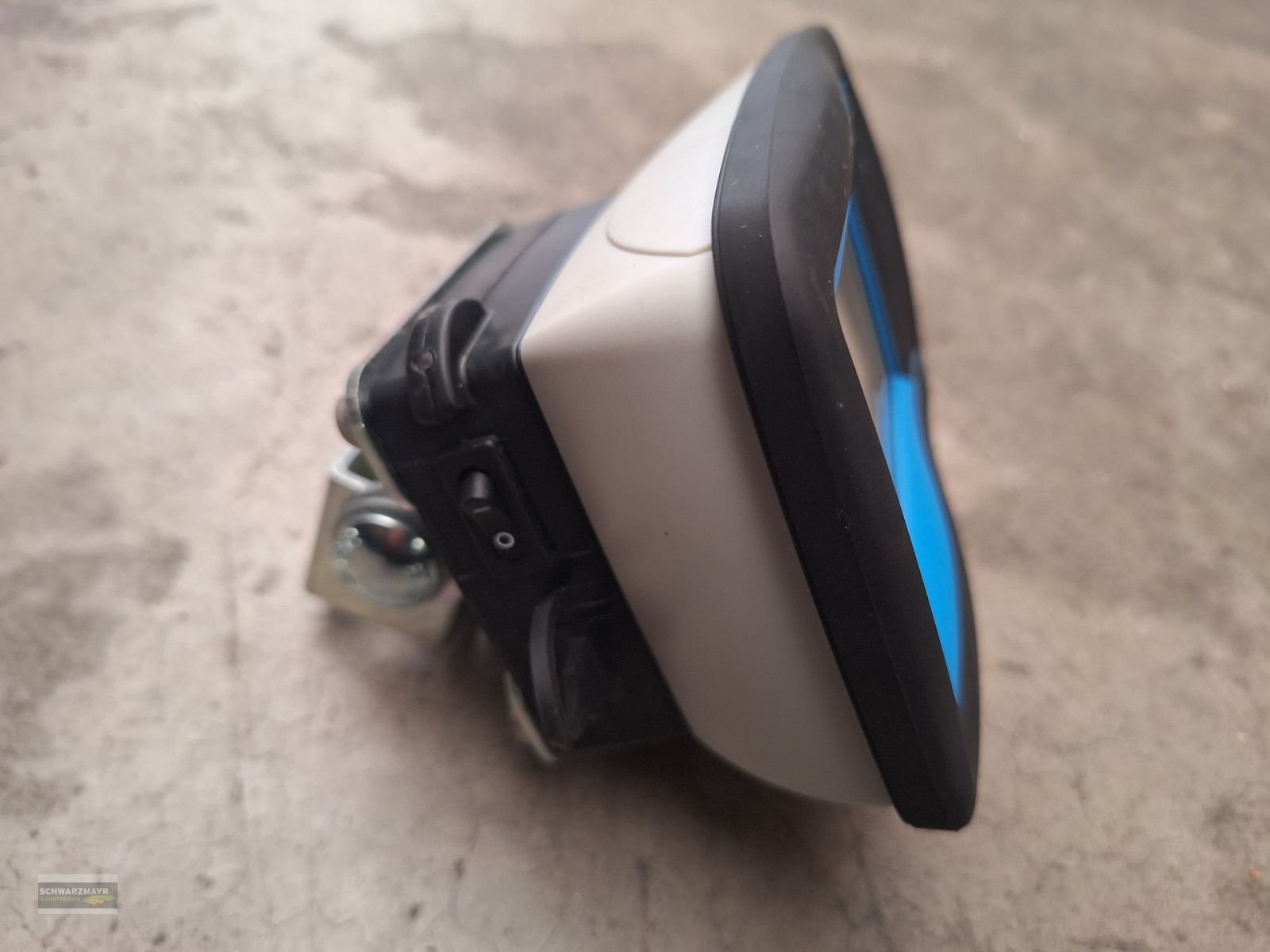 Sämaschine of the type Lemken Zirkon 8+Saphir 9, Neumaschine in Aurolzmünster (Picture 23)