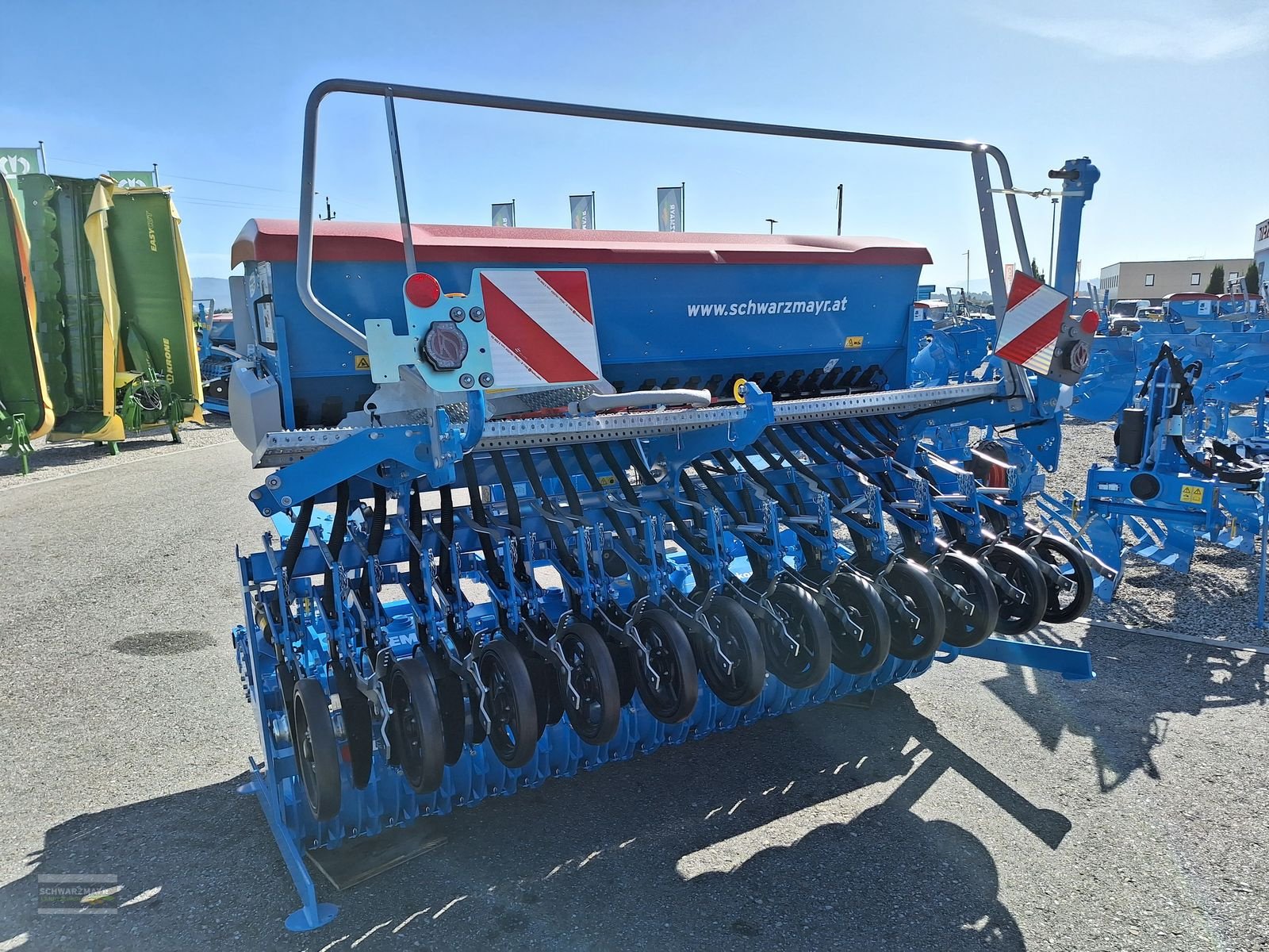 Sämaschine des Typs Lemken Zirkon 8+Saphir 9, Neumaschine in Gampern (Bild 4)