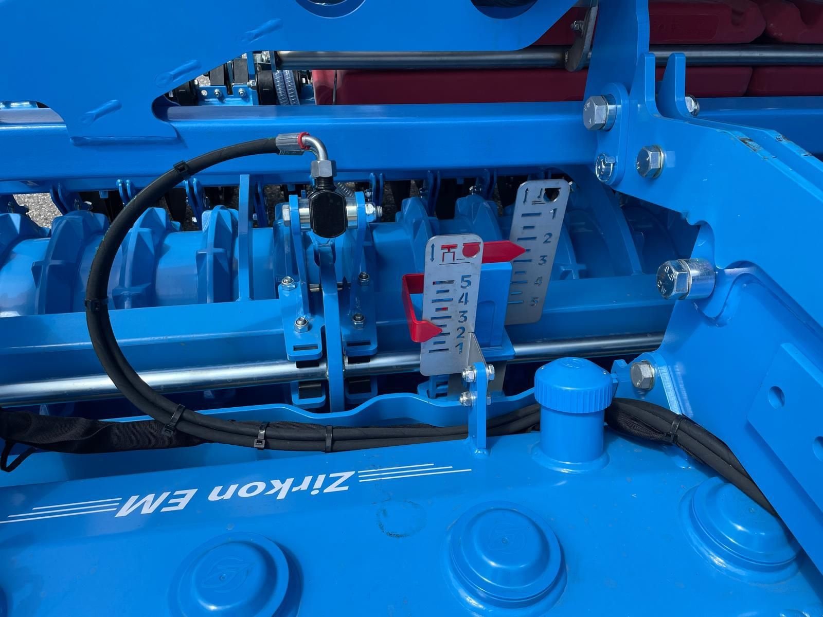 Sämaschine of the type Lemken ZirkonEMR+SolitairMR, Vorführmaschine in Feldkirchen (Picture 7)