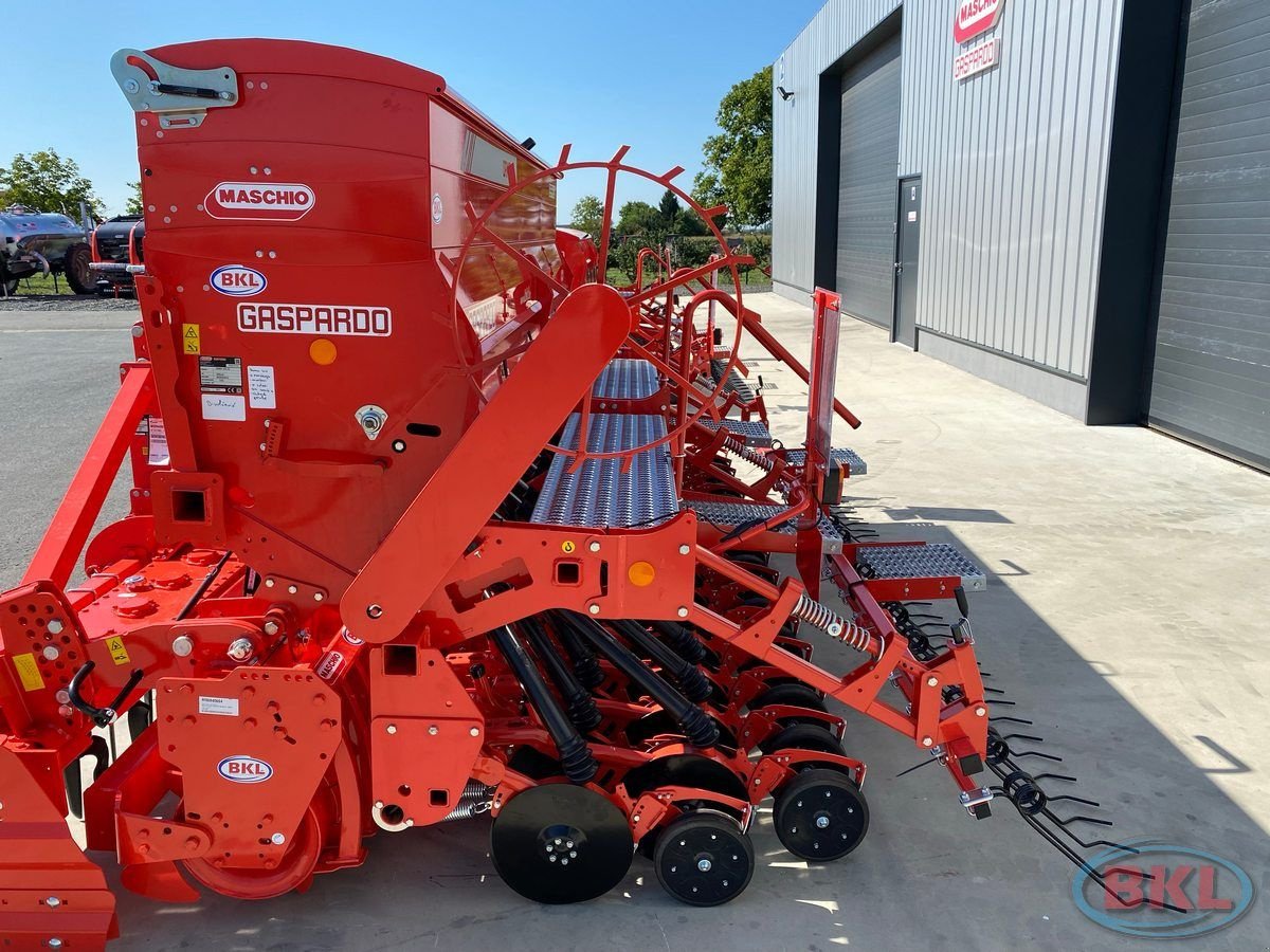 Sämaschine van het type Maschio Drillkombination Maschio DM Dama 400, Neumaschine in Rovisce (Foto 11)