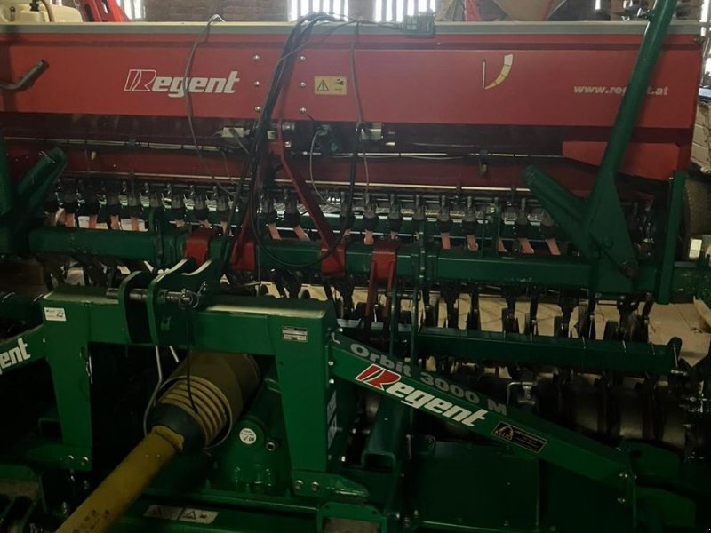 Sämaschine des Typs Regent Orbit 3000 M + RSM-V 312 OS, Gebrauchtmaschine in Feldkirchen