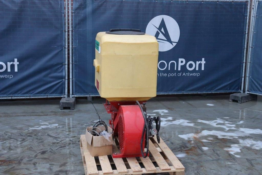 Sämaschine del tipo Sonstige Pneumatisch, Gebrauchtmaschine In Antwerpen (Immagine 1)