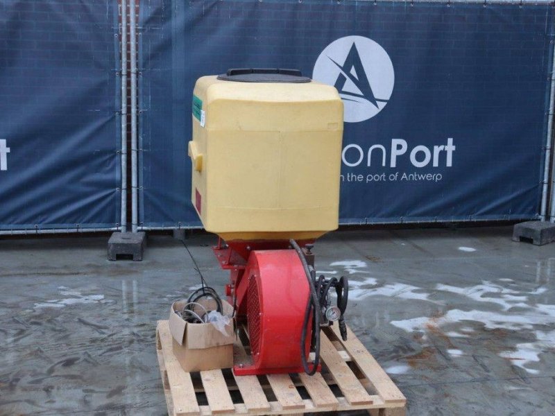 Sämaschine del tipo Sonstige Pneumatisch, Gebrauchtmaschine In Antwerpen (Immagine 1)