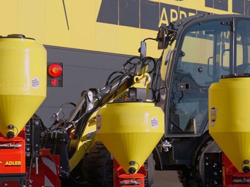 Sandstreuer & Salzstreuer tipa Adler Arbeitsmaschinen ST-E 120-200 liter, Gebrauchtmaschine u Vrå (Slika 1)