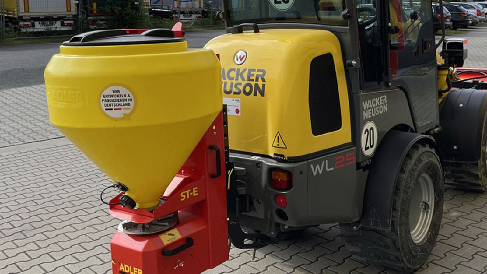 Sandstreuer & Salzstreuer tipa Adler Arbeitsmaschinen ST-E 120-200 liter, Gebrauchtmaschine u Vrå (Slika 2)