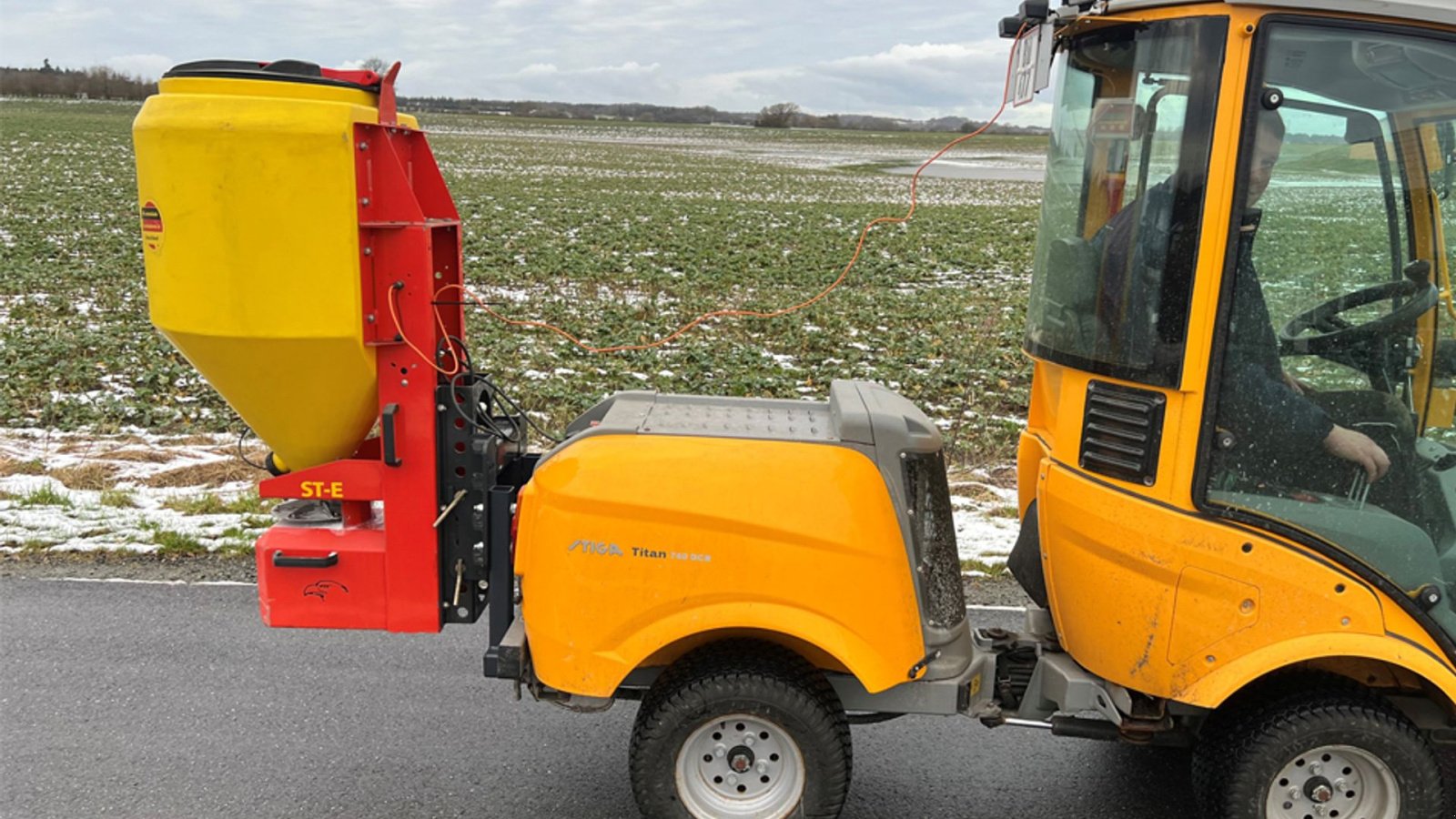 Sandstreuer & Salzstreuer tipa Adler Arbeitsmaschinen ST-E 120-200 liter, Gebrauchtmaschine u Vrå (Slika 10)