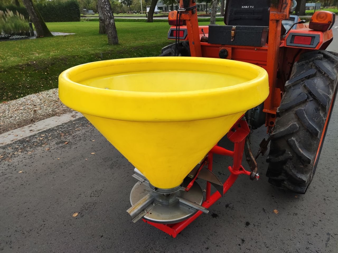 Sandstreuer & Salzstreuer του τύπου Agromehanika AG250, Gebrauchtmaschine σε Klarenbeek (Φωτογραφία 2)