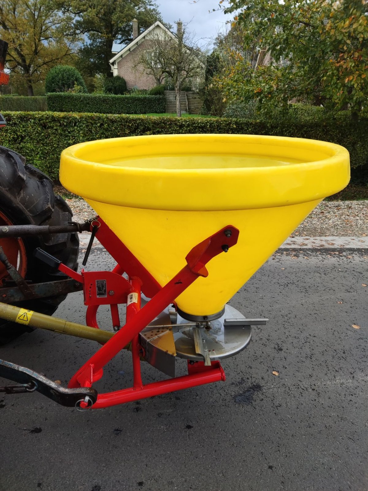 Sandstreuer & Salzstreuer του τύπου Agromehanika AG250, Gebrauchtmaschine σε Klarenbeek (Φωτογραφία 1)