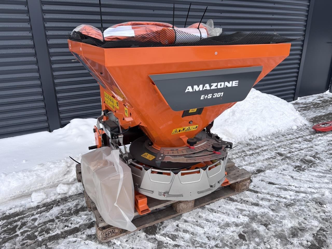 Sandstreuer & Salzstreuer typu Amazone E+S 301, Gebrauchtmaschine w Næstved (Zdjęcie 2)