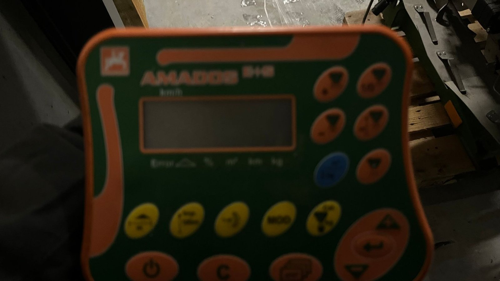 Sandstreuer & Salzstreuer typu Amazone E+S 750 Velholdt Salspreder som er meget lidt brugt, den er med Amados computer, Gebrauchtmaschine v Lintrup (Obrázek 8)