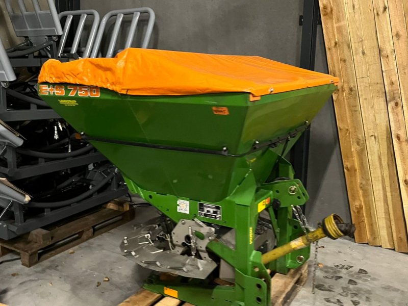 Sandstreuer & Salzstreuer typu Amazone E+S 750 Velholdt Salspreder som er meget lidt brugt, den er med Amados computer, Gebrauchtmaschine v Lintrup