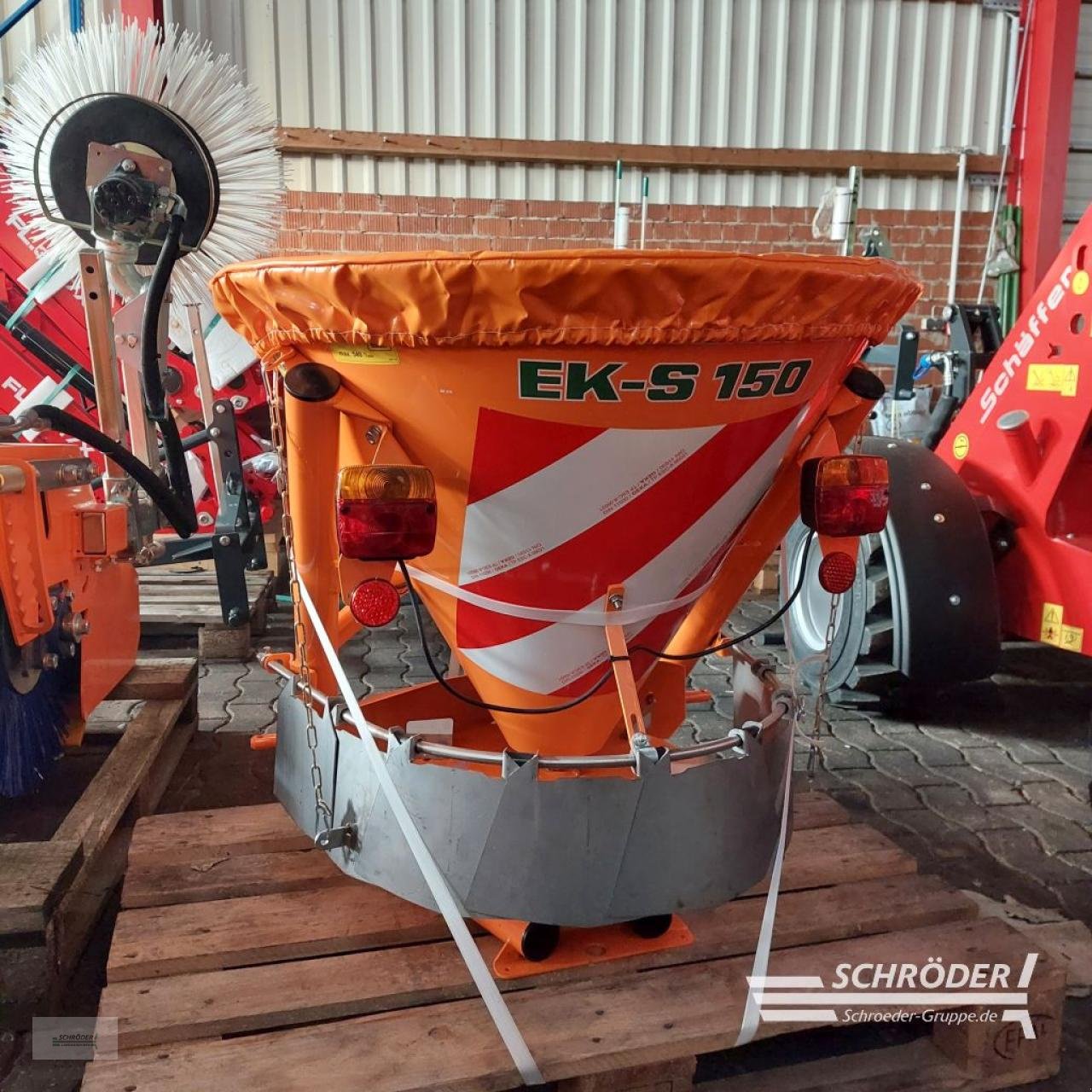 Sandstreuer & Salzstreuer des Typs Amazone EK-S 150, Gebrauchtmaschine in Westerstede (Bild 1)