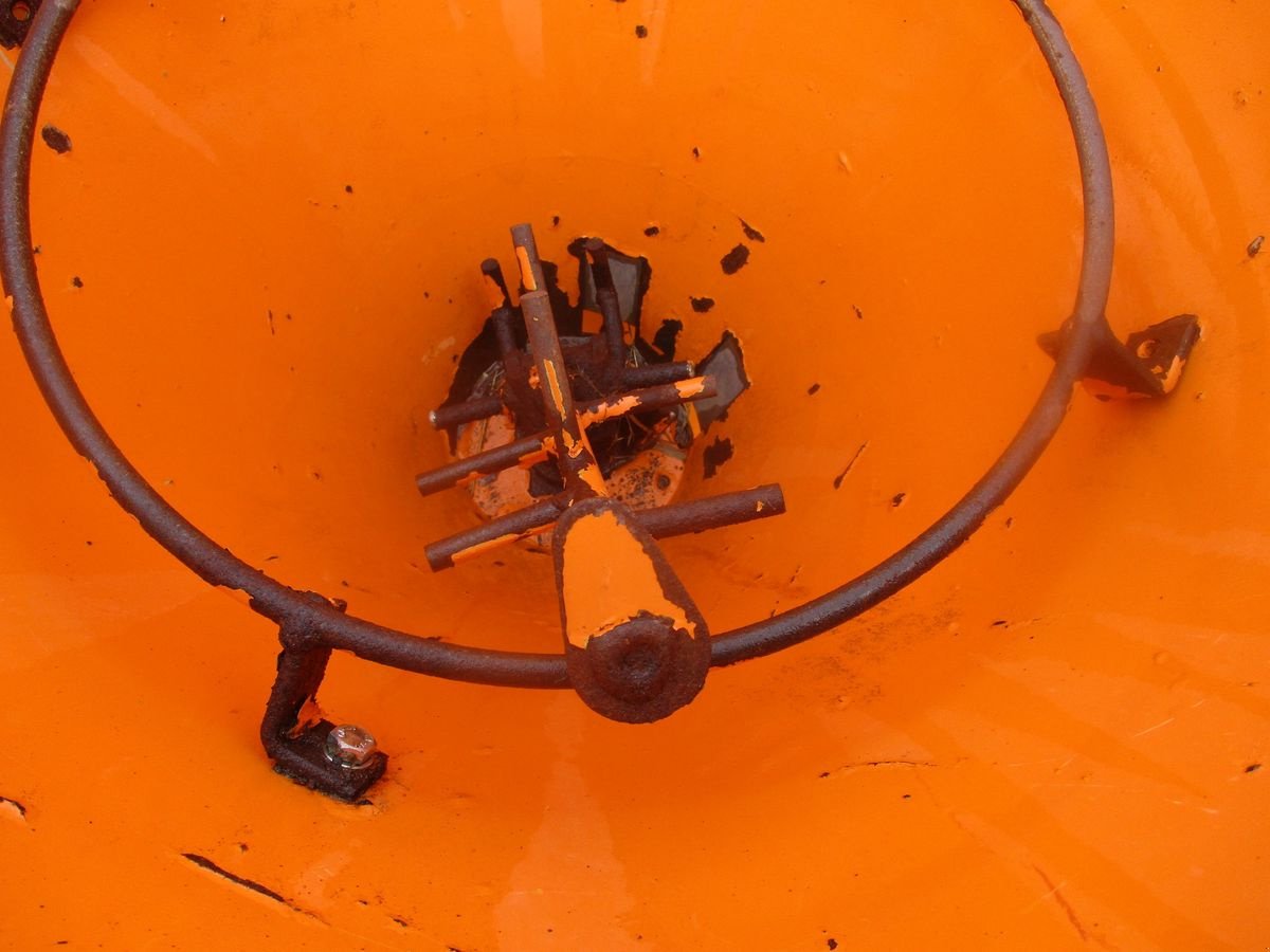 Sandstreuer & Salzstreuer of the type Amazone EK-S 260 Winterdienststreuer, Gebrauchtmaschine in St. Marienkirchen (Picture 8)